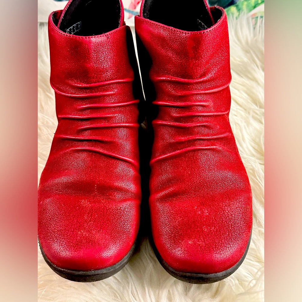 CLOUDSTEPPERS BY CLARK ANKEL BOOTS